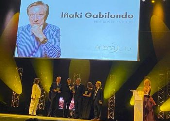 Las Antenas de Oro celebró su 50 aniversario con una gala muy especial que homenajeó a los pioneros de la radio y la televisión en España