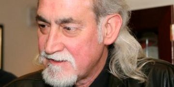 Los Premios IEE reconocen la mejor labor periodística de José María Triper